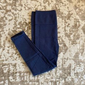 FABLETICS Cropped Leggings NWOT